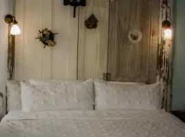 Bed & Breakfast private room and bath
