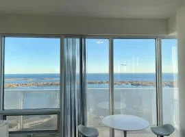 Presidential Suite Heart of Downtown with Stunning View