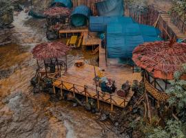 Camping hutan pinus singkur rahong, hotel u gradu 'Pengalongan'