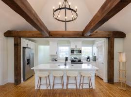 Cape Henry House Inn at Old Beach、バージニアビーチのビーチ周辺のバケーションレンタル