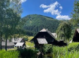 Ferienhaus Bettina Rassis Feriendorf Donnersbachwald, hotell i nærheten av Riesneralm i Donnersbachwald