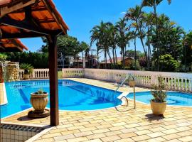 Chácara em Boituva com piscina e churrasqueira, hotel di Boituva