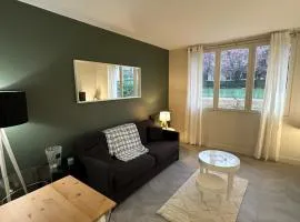 Studio Villennes sur seine cosy Paris Versailles