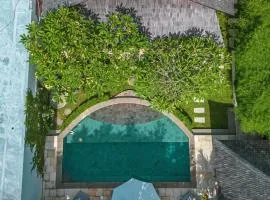 Coral Sands & Coral Sea at Bingin