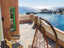 La Scala Luxury Villas (Jacuzzi), luxury hotel in Karpathos