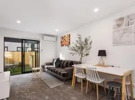 New 2Bdrm 2Brm Hospital CBD Hagley Park Locationn