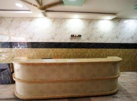 Sri sai baba guest house, hotel in Heritage Town, Puducherry