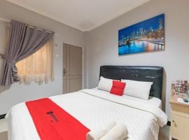 RedDoorz near Botani Square Mall, hotel v destinácii Bogor