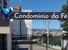 Condomínio da Fé Morada dos Arcanjos & Associados, hostel in Cachoeira Paulista