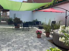 Haus Gaui, hotel v destinaci Kirrweiler
