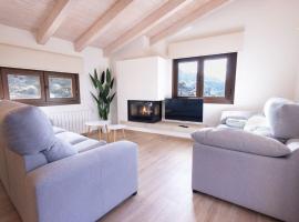 El sue&ntilde;o del B&uacute;ho 4. &Aacute;tico con chimenea y terraza.