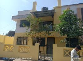 Kolshet에 위치한 호텔 3 Bhk Independent Villa@GB Road Thane West