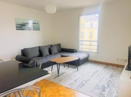 EXIGEHOME - Grand T4 en centre ville à 10 min du RER A, apartment in Maisons-Laffitte