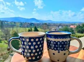 DOM NA GóRCE w Beskidach - apartamenty, pokoje