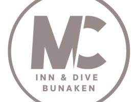 MC Bunaken Inn & Dive, užmiesčio svečių namai mieste Bunakenas