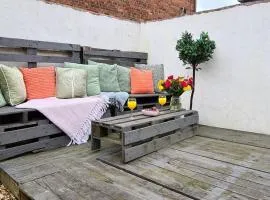 Jasper's by Spires Accommodation within easy reach of Trentham Gardens