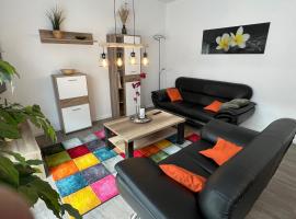 Ferienhaus "Golden Delicious" Meppen Ebenerdig Carport Terrasse Neubau NETFLIX Free WIFI 2 Schlafzimmer Küche GästeWC, hotel i Meppen