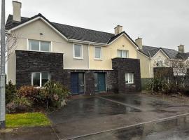6 Knightshaven Holiday Village - Valentia Island, hotel with parking in Knights Town
