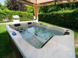* Villa Limonaia - Best location, view and jacuzzi