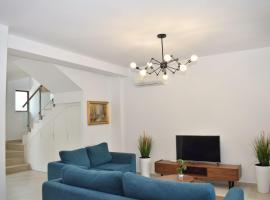 Lalzit Bay Dream Villa - Happy Rentals, apartmen di Lalzit Bay