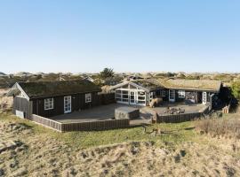 4 Bedroom Beautiful Home In Pandrup, hotel v destinaci Pandrup