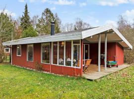 3 Bedroom Awesome Home In Nysted, cottage in Nysted