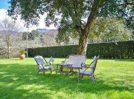 Beautiful Apartment In Camaiore, hotel in Camaiore