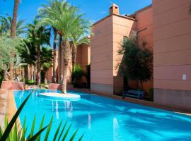 Riad Ayiss piscine palmeraie
