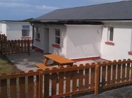 Rossnowlagh Creek Chalet No 4، فندق عائلي في روسنوولاغ