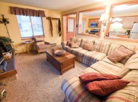 Trapper Condo Unit 3, hotel in West Yellowstone