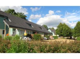 Le village de Sèchemailles, hotel a Ambrugeat