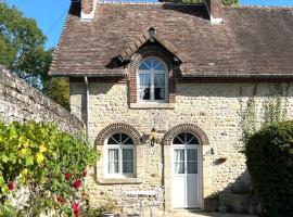 Charmante Maisonette à Arçonnay (72)，Arçonnay的便宜飯店