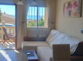 Astrid-Luise Huss, hotel in Puerto de Mazarrón