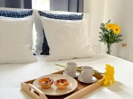 Cozy room with privative bathroom on Rua Augusta