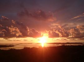 Lysekil sunset Villa, hotel with parking in Lysekil