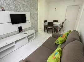 Apartamento na Martim de sá - 850 metros da praia - Wi-fi - Estacionamento