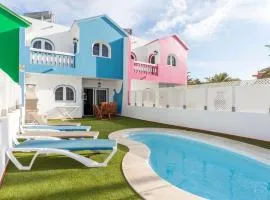 Corralejo Beach Villa Agua with Private Pool, BBQ & 30 seconds to the Beach by Amazzzing Travel