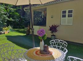Casa de Campo Capixaba Aconchego, Natureza e Silêncio a apenas 12 minutos do centro, Landhaus in Santa Teresa