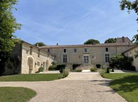 Chateau Masburel, hotel with parking in Fougueyrolles