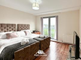 Appealing 5 Bedroom House Near Manchester City, hotell Manchesteris