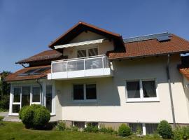 Holiday apartment SonnenNest, Hotel in Braunau