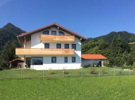 5-Sterne Active Ferienwohnung Chiemgau – luksusowy hotel w mieście Grassau