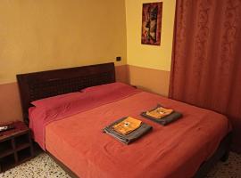 B&B I tre gatti، فندق في Frassinello Monferrato