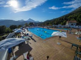 Uxarte -Alojamiento, restaurante y piscinas, hotel v destinaci Arrasate - Mondragon
