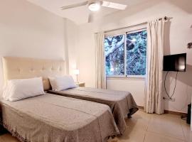 Rivadavia 644 โรงแรมในปีนามาร์