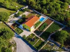Family friendly house with a swimming pool Primorski Dolac, Zagora - 22653