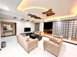 Luxury Apartment Rentals