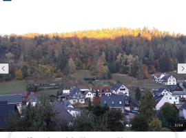 Kleines Haus am Wald, place to stay in Rohrbach