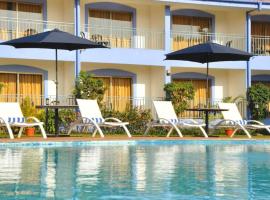Baywatch Resort, Colva Goa, отель в Колве