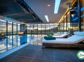 DeLaSea Ha Long Hotel - Modern Bayview Escape